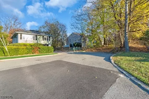 42 Elena Pl, Dover, NJ 07801 photo 5