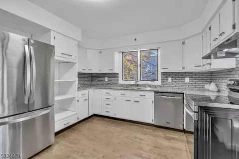 42 Elena Pl, Dover, NJ 07801 photo 20
