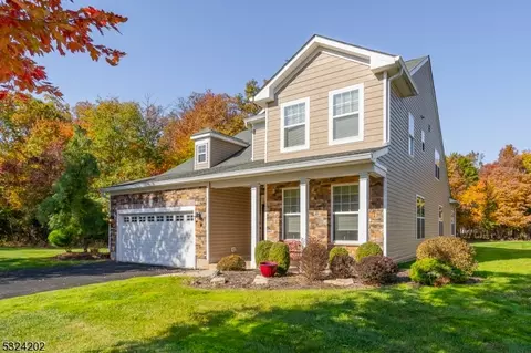 2 Schindler Ct, Franklin Twp, NJ 08873
