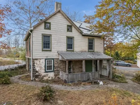 12 Rocktown Hill Rd, Ringoes, NJ 08551