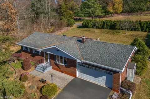870 Uniontown Rd, Phillipsburg, NJ 08865