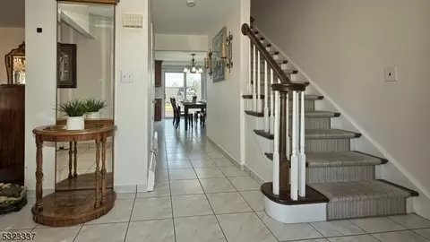 758 Valley Rd, Wayne, NJ 07470 photo 4