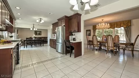 758 Valley Rd, Wayne, NJ 07470 photo 8