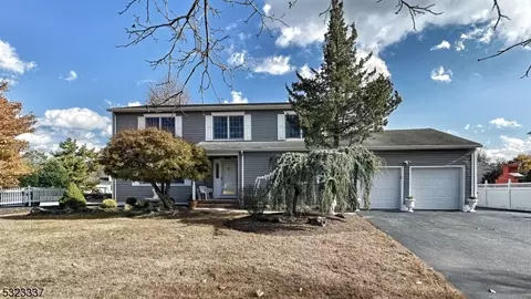 758 Valley Rd, Wayne, NJ 07470