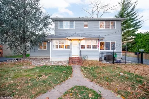 26 Lakeview Ave, Ringwood, NJ 07456