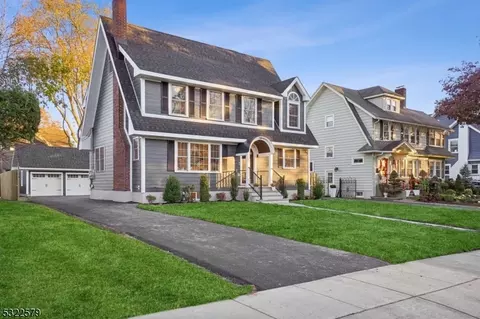 22 Fielding Ct, South Orange, NJ 07079