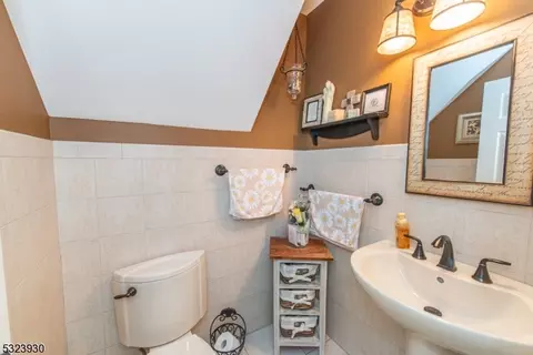11 Copley Ct, Wayne, NJ 07470 photo 16