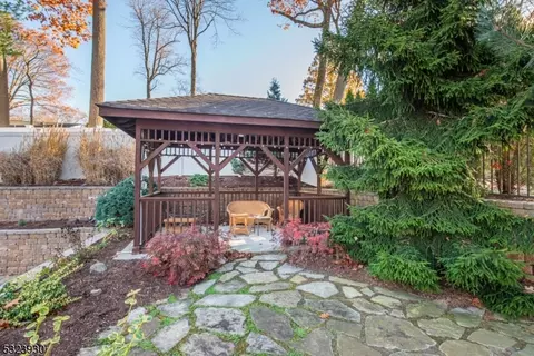 11 Copley Ct, Wayne, NJ 07470 photo 23