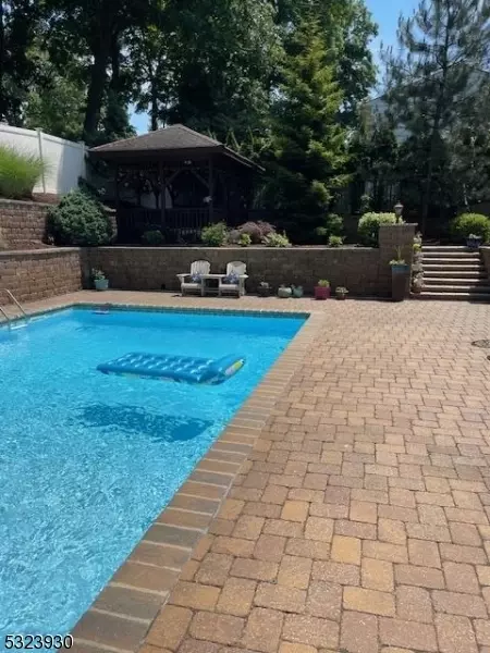 11 Copley Ct, Wayne, NJ 07470 photo 27
