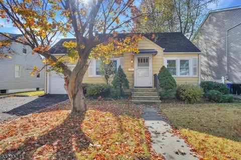 33 Hetherington Rd, Nutley, NJ 07110