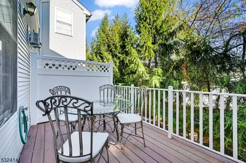 134 Levinberg Ln, Wayne, NJ 07470 photo 18