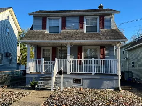 641 N Avenue Ext, Dunellen, NJ 08812