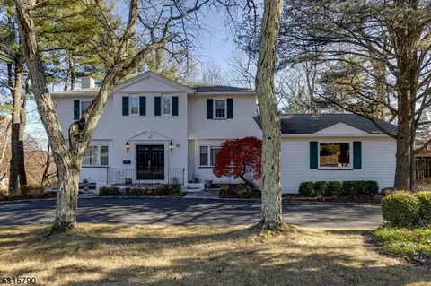 25 Powell Dr, West Orange, NJ 07052