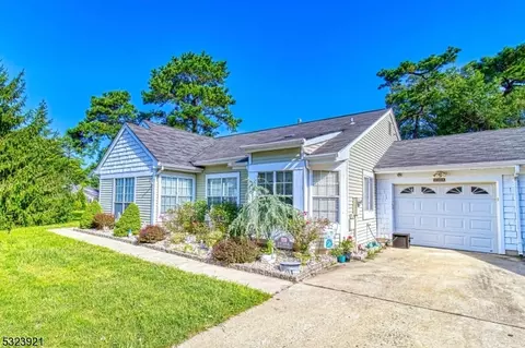 1138 Thornbury Ln # A, Manchester Township, NJ 08759