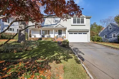 12 Rodman Ln, Mountainside, NJ 07092