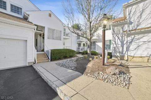 47 Alexandria Way, Basking Ridge, NJ 07920