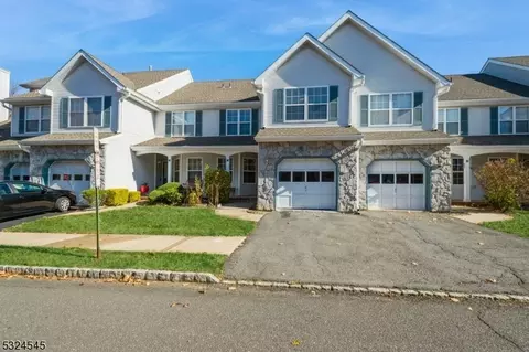 22 Jill Ct, South Brunswick, NJ 08852