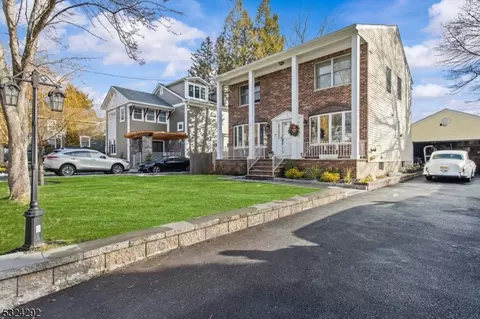 15 Parkhurst Pl, Verona, NJ 07044