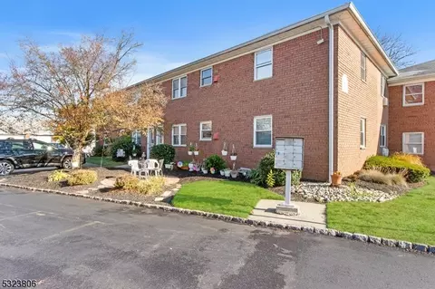 1147 Valley Rd # B, Wayne, NJ 07470 photo 3