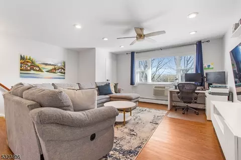 1147 Valley Rd # B, Wayne, NJ 07470 photo 9