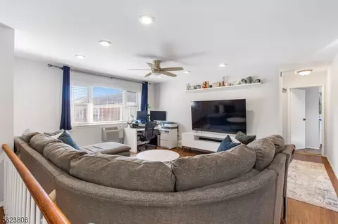 1147 Valley Rd # B, Wayne, NJ 07470 photo 10