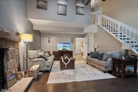 47 Lynn Dr, Byram Twp, NJ 07821 photo 6