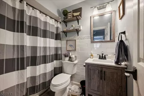 47 Lynn Dr, Byram Twp, NJ 07821 photo 24