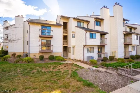 3514 Richmond Ct, Hillsborough, NJ 08844