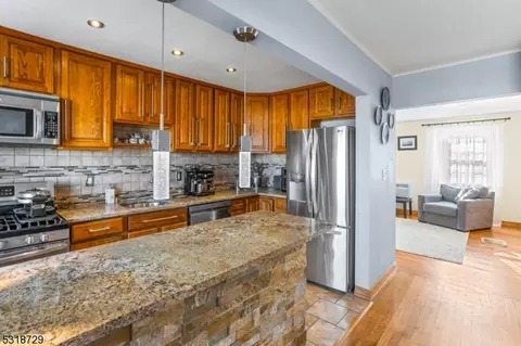 8 W Roselle Ave # C, Roselle Park, NJ 07204