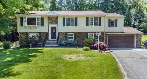 76 Sammis Rd, Sussex, NJ 07461