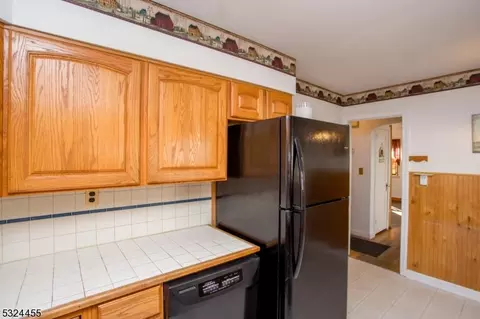440 Fairview Ave, Middlesex, NJ 08846 photo 15