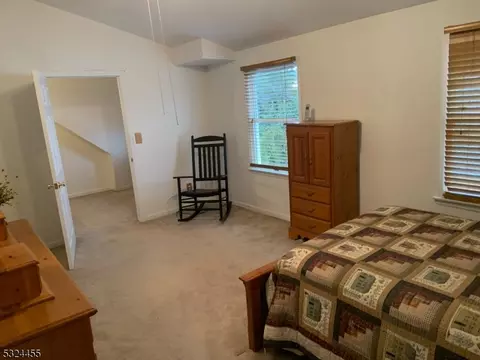 440 Fairview Ave, Middlesex, NJ 08846 photo 18