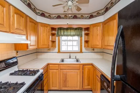 440 Fairview Ave, Middlesex, NJ 08846 photo 14