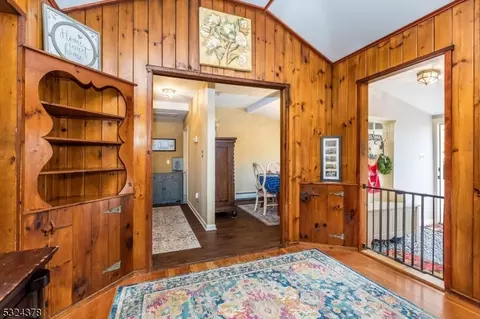 53 Laurel Dr, Wayne, NJ 07470 photo 6
