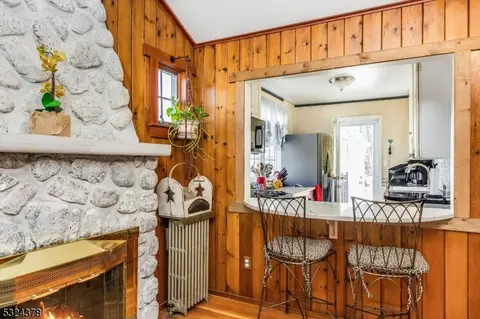 53 Laurel Dr, Wayne, NJ 07470 photo 12