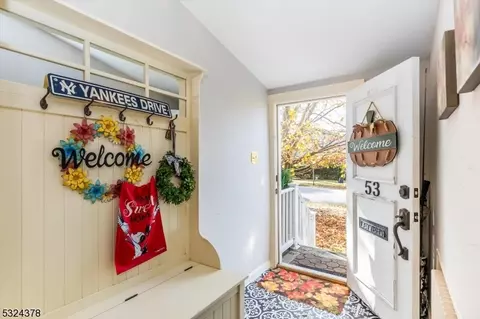 53 Laurel Dr, Wayne, NJ 07470 photo 5
