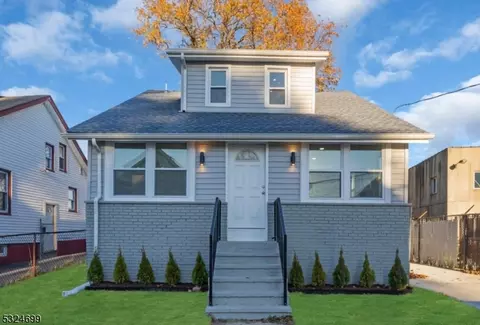 1123 Drake Ave, Roselle, NJ 07203