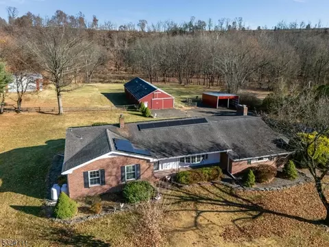 42 Rainbow Hill Rd, Flemington, NJ 08822