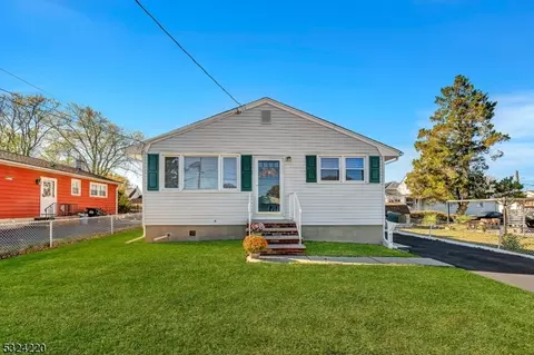 624 Dial Ave, Piscataway, NJ 08854