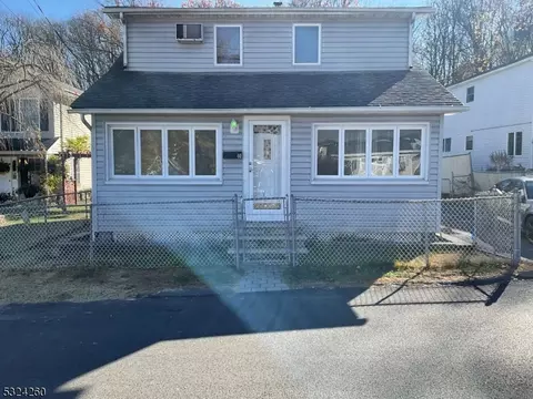 40 New Irondale Rd, Wharton, NJ 07885