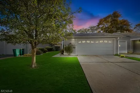 138 Cistus Plz # B, Monroe Township, NJ 08831