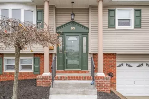 93 Circle Dr, Rockaway, NJ 07866