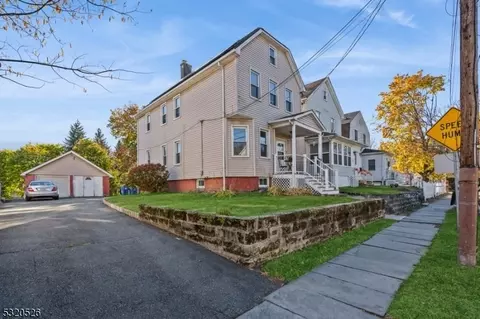 204 Jerome Pl, Bloomfield, NJ 07003 photo 2