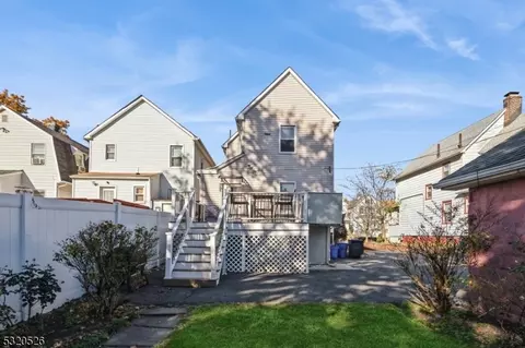 204 Jerome Pl, Bloomfield, NJ 07003 photo 4