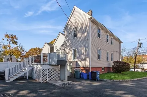 204 Jerome Pl, Bloomfield, NJ 07003 photo 3