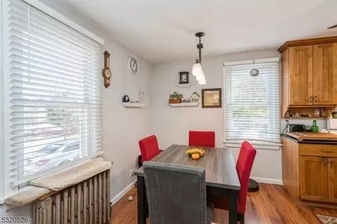 204 Jerome Pl, Bloomfield, NJ 07003 photo 18