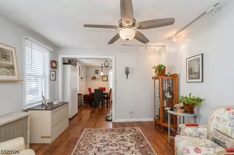 204 Jerome Pl, Bloomfield, NJ 07003 photo 14