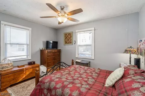 204 Jerome Pl, Bloomfield, NJ 07003 photo 25
