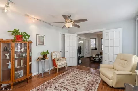 204 Jerome Pl, Bloomfield, NJ 07003 photo 13
