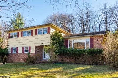 24 Magnolia Ave, Denville, NJ 07834
